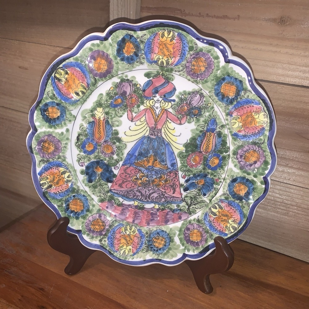 Skyros 10" Ceramic Wall Hanging Decorative Plate Woman Scalloped Handmade Greece